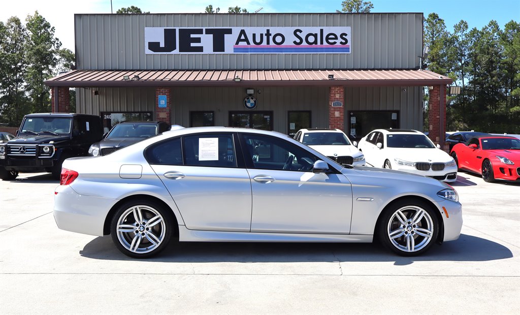 BMW 5 Series photo 8