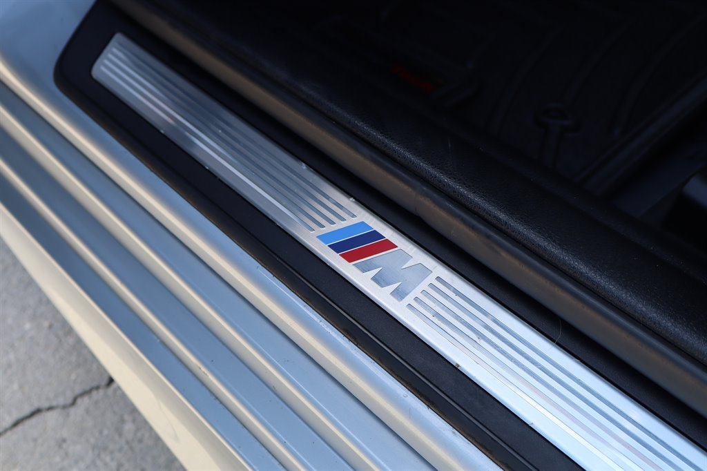 BMW 5 Series photo 40