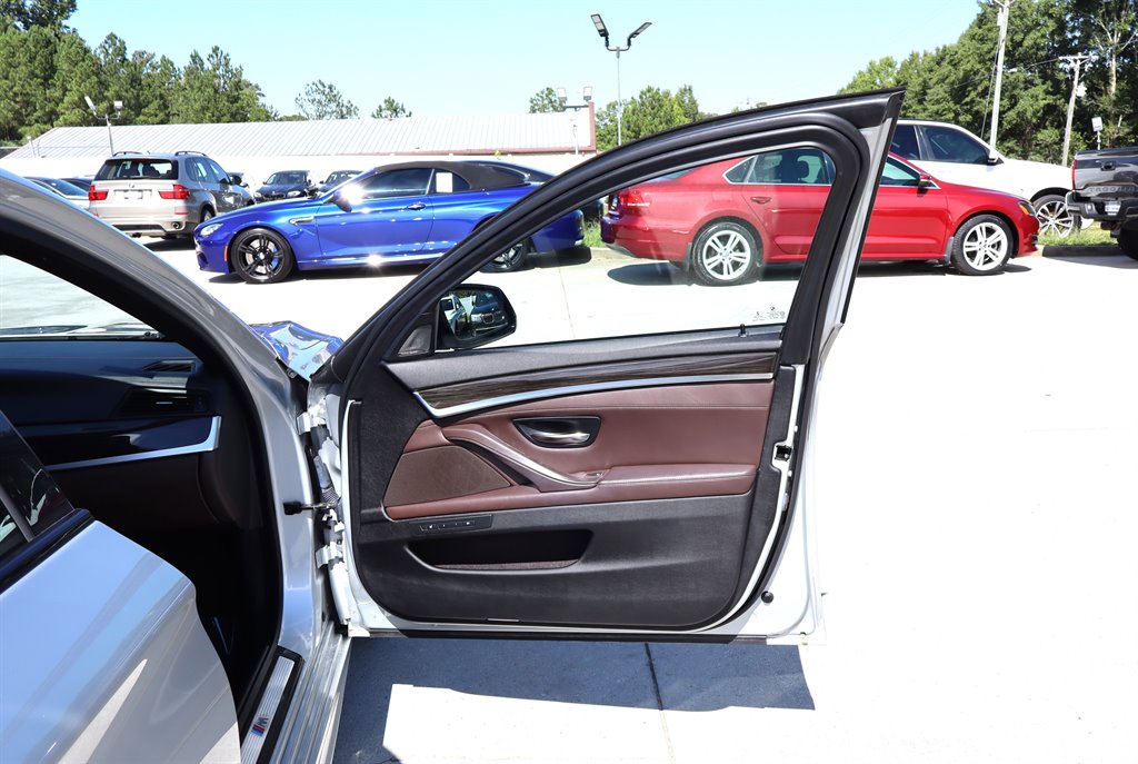 BMW 5 Series photo 42
