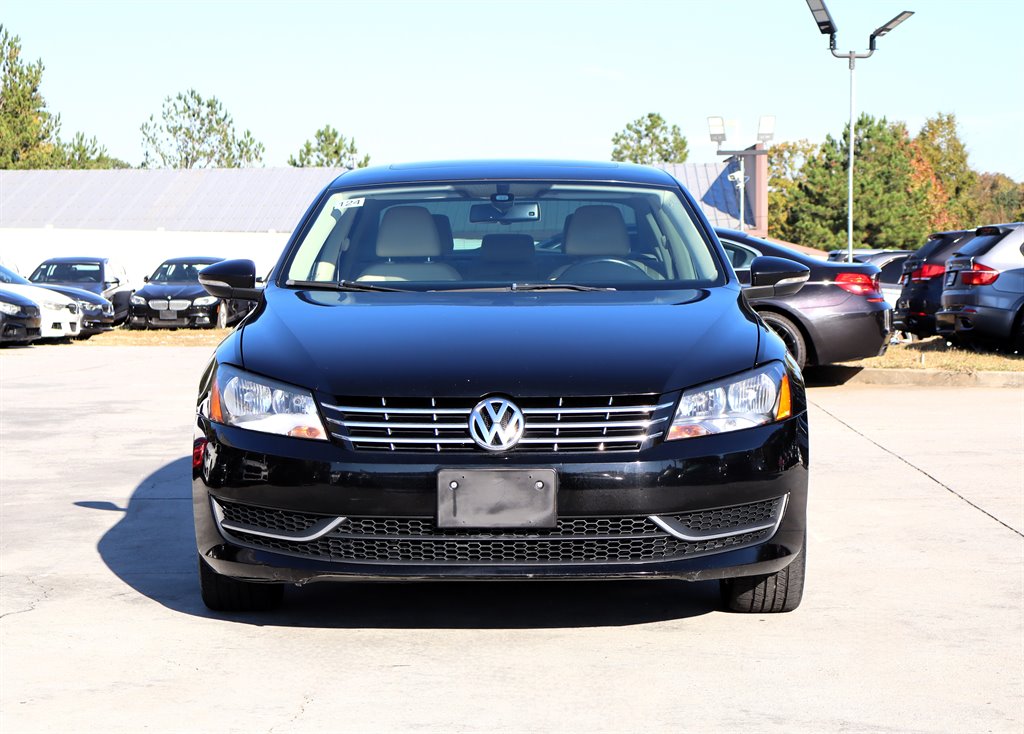 Volkswagen Passat photo 2