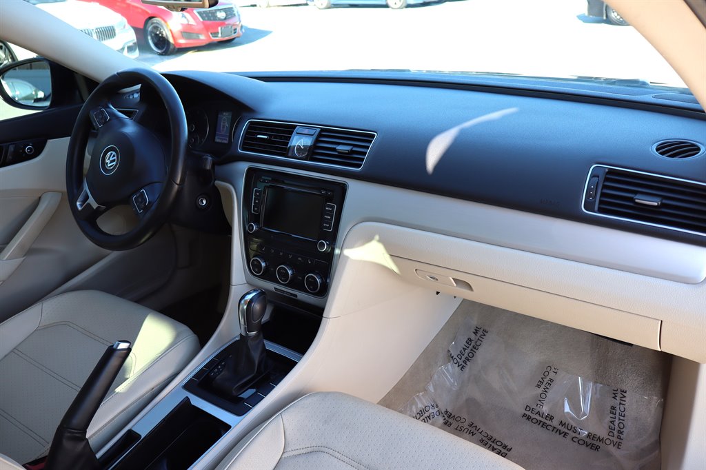 Volkswagen Passat photo 18