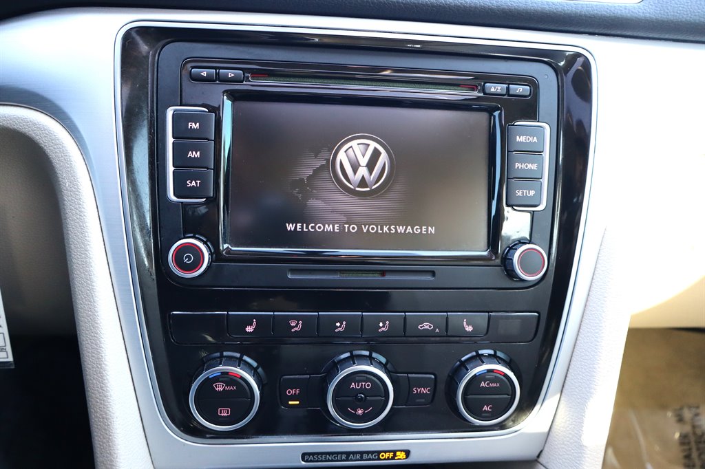Volkswagen Passat photo 24