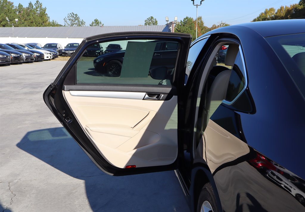 Volkswagen Passat photo 29