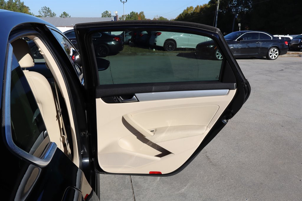 Volkswagen Passat photo 30