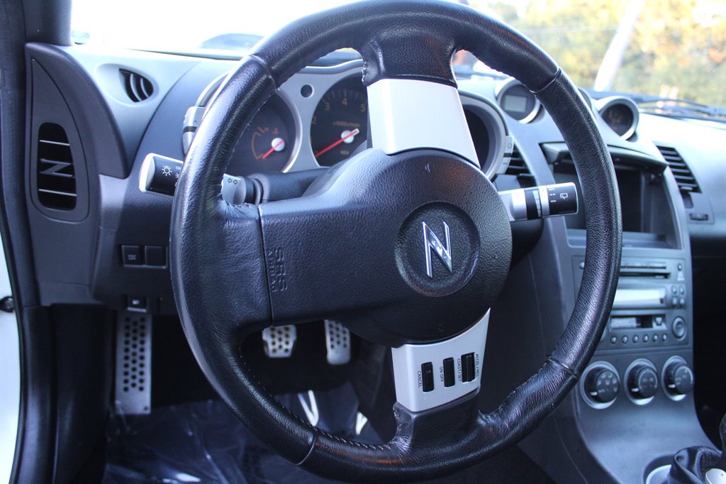 Sold 2003 Nissan 350Z Touring in Loganville