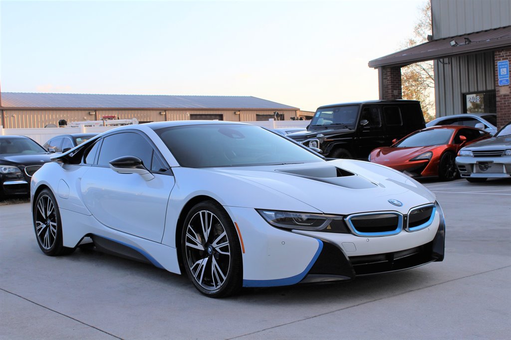Sold 2016 BMW i8 in Loganville