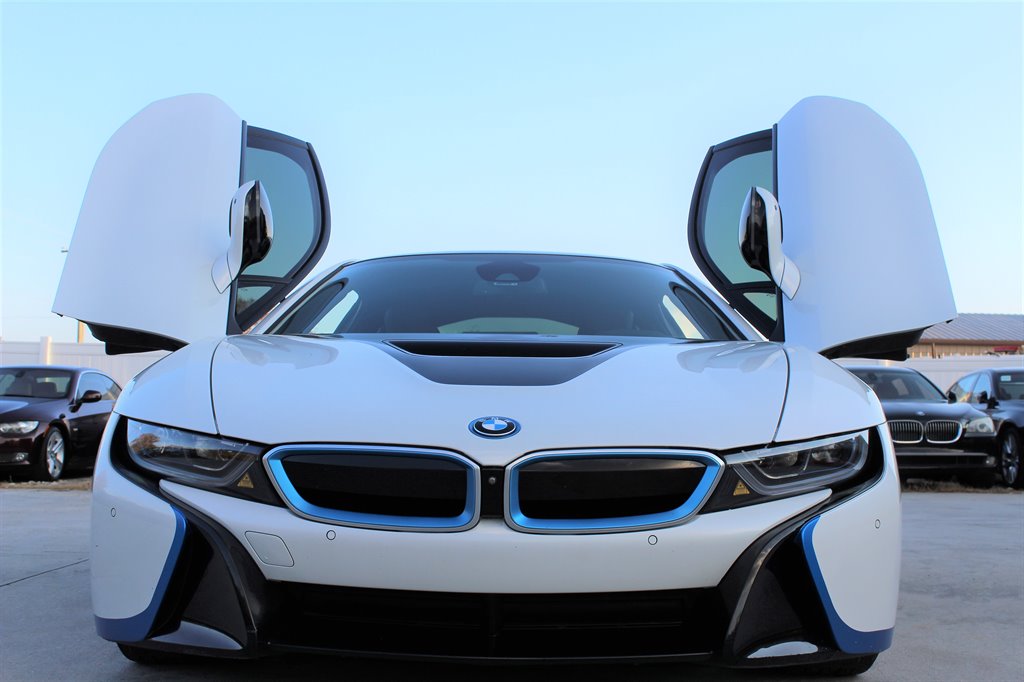 Sold 2016 BMW i8 in Loganville