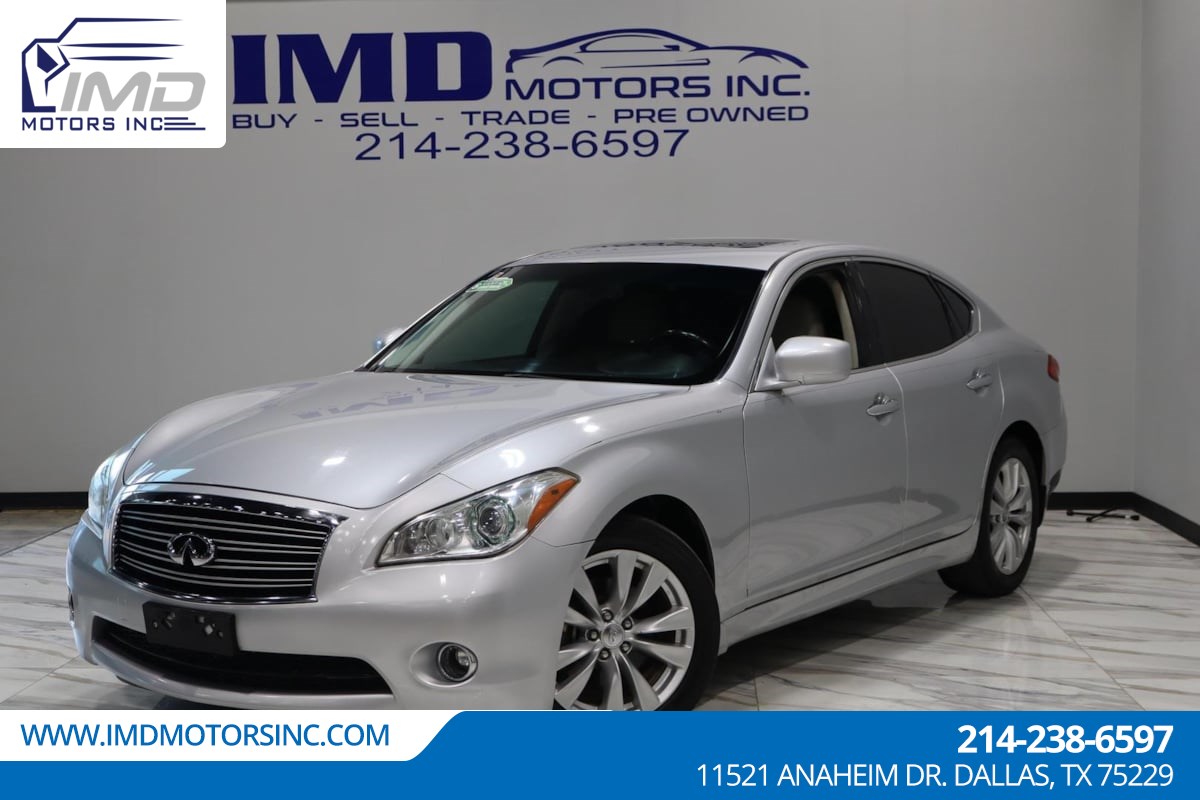 2011 INFINITI M37 