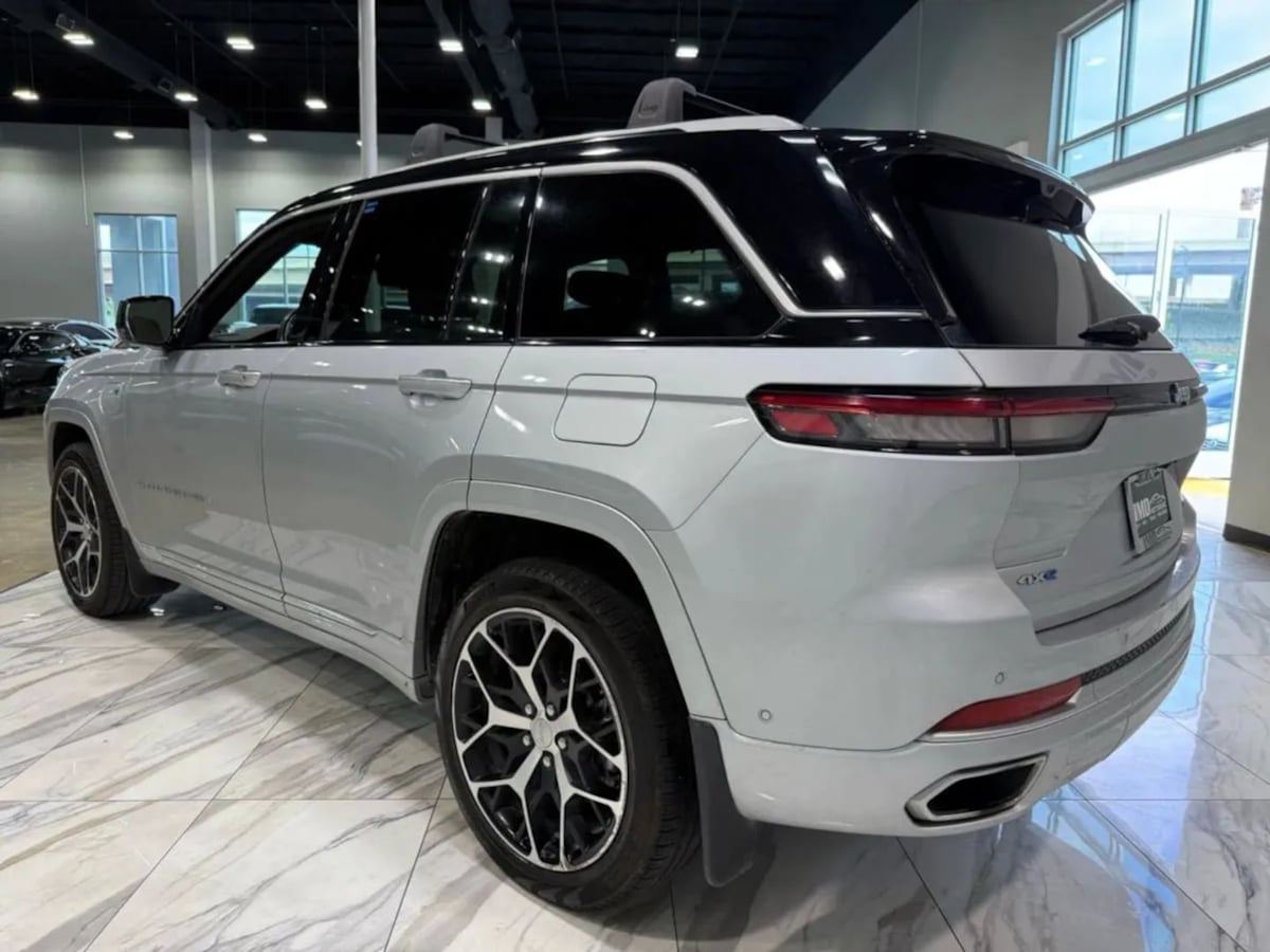 2022 Jeep Grand Cherokee Summit 4xe - Photo 10
