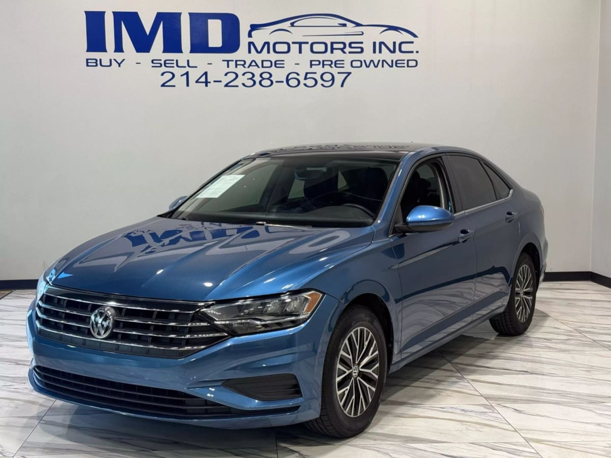 2020 Volkswagen Jetta R-Line photo 2