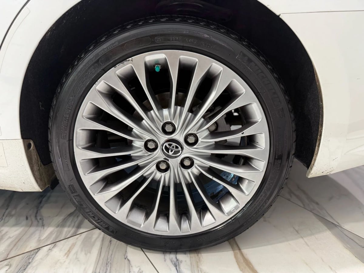 Sold 2016 Toyota Avalon Limited in Dallas