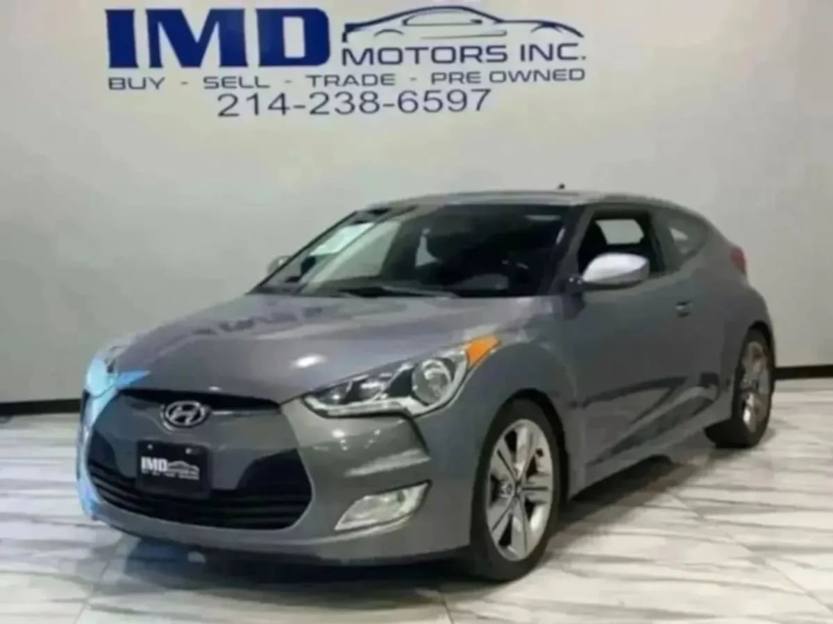 2016 Hyundai Veloster FWD with Black Seats