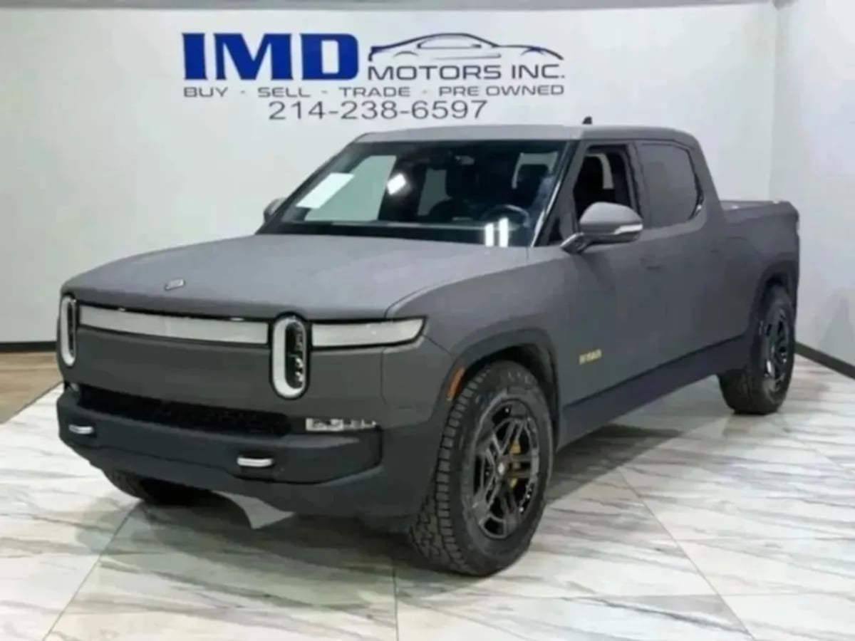 2022 Rivian R1T Launch Edition Crew Cab AWD