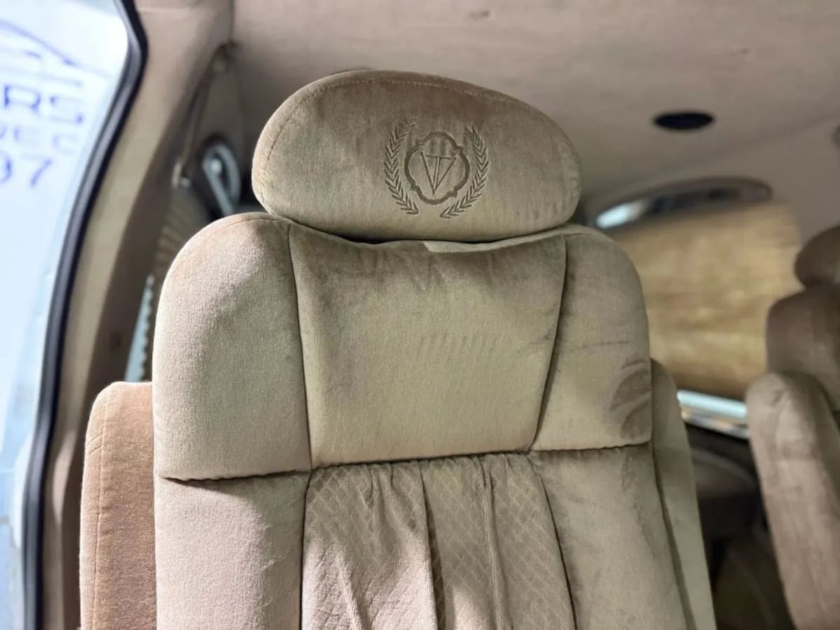 2002 Chevrolet Express Base - Photo 21