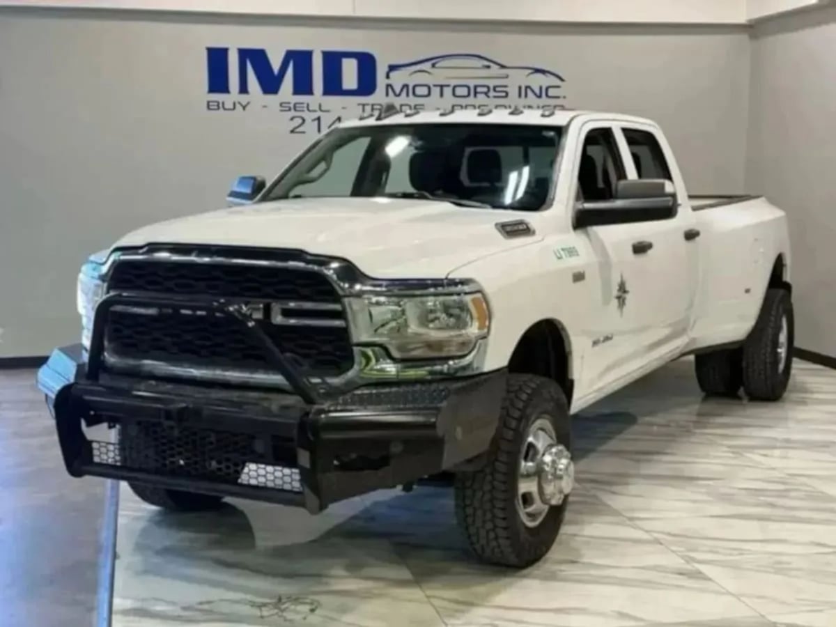 2020 RAM 3500 Tradesman Crew Cab LB DRW 4WD