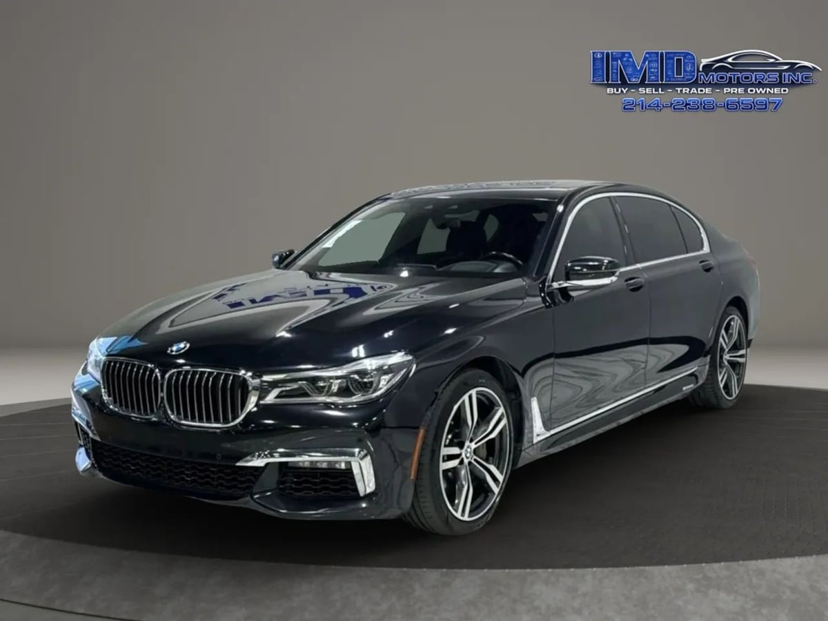 2017 BMW 7 Series 750i xDrive's photo