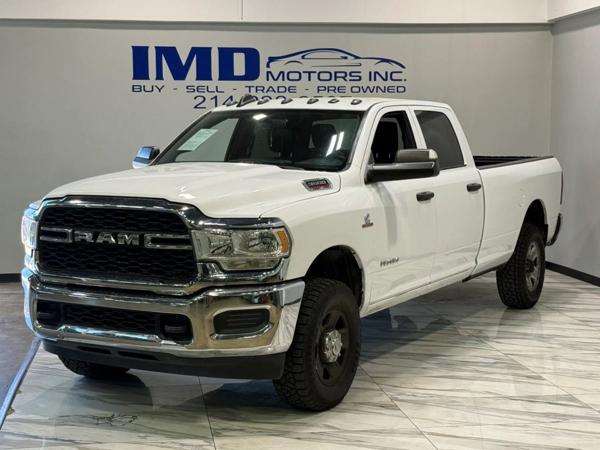 2021 RAM 3500 Tradesman 4X4 Crew Cab LWB's photo