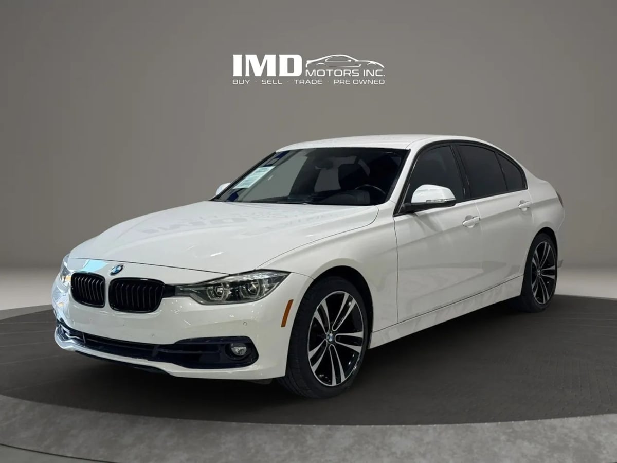 2018 BMW 3 Series 330i Sedan's photo