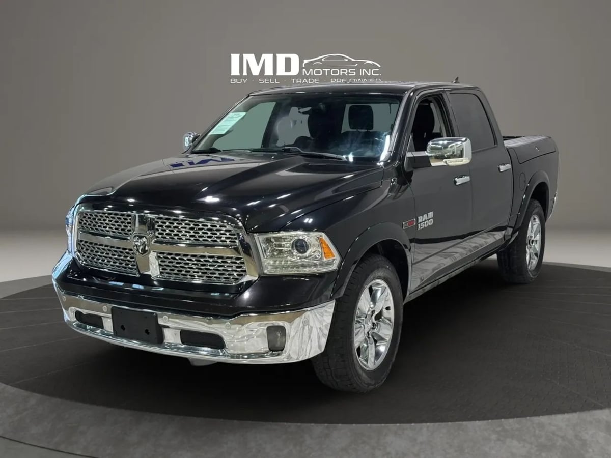 2017 RAM 1500 Laramie 4x4 Crew Cab 5'7's photo