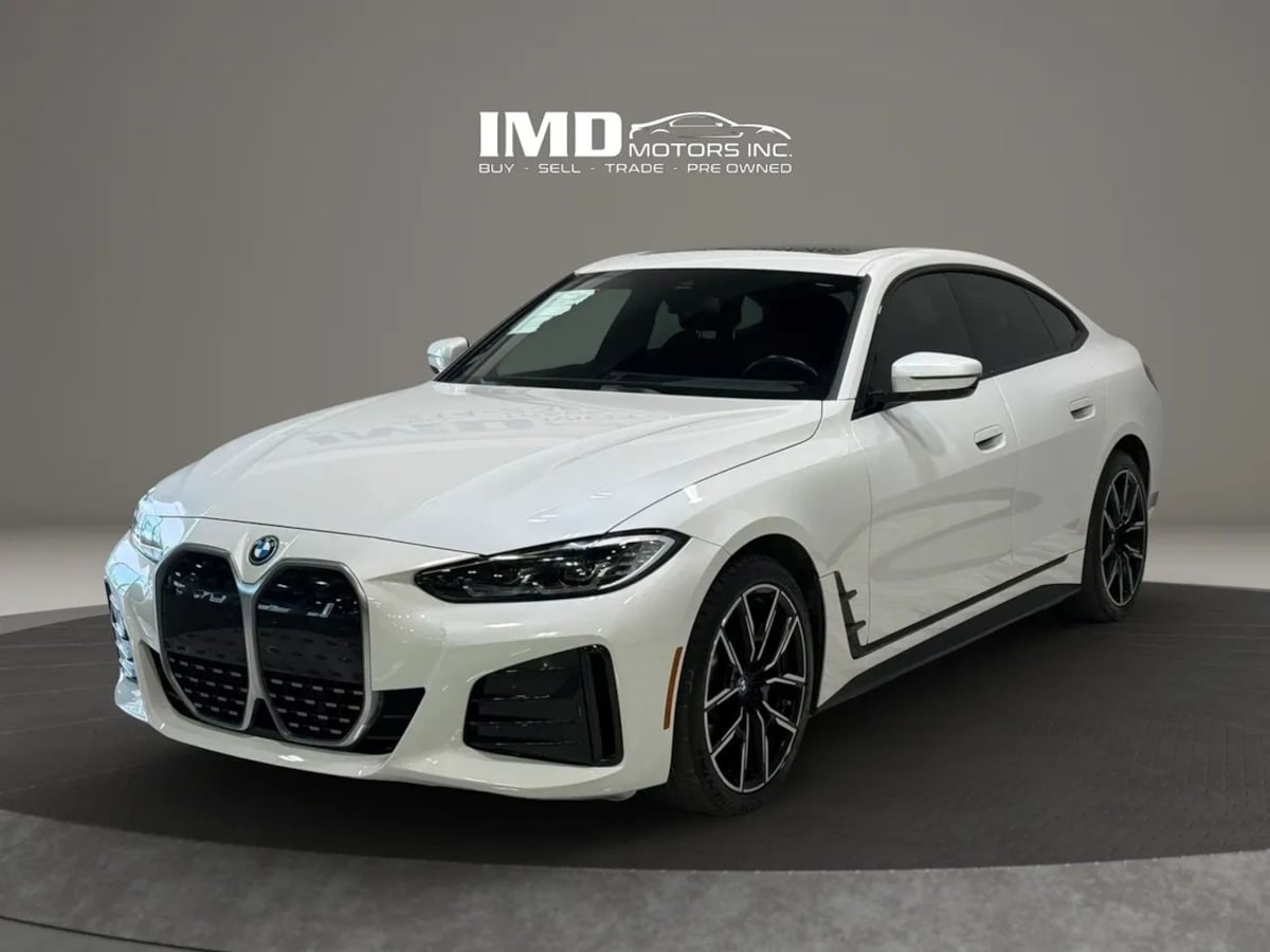 2023 BMW i4 eDrive40's photo