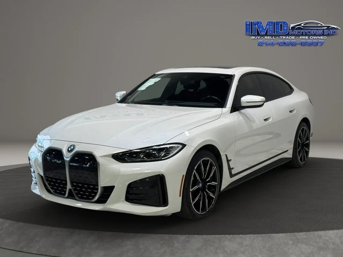 2023 BMW i4 eDrive40's photo