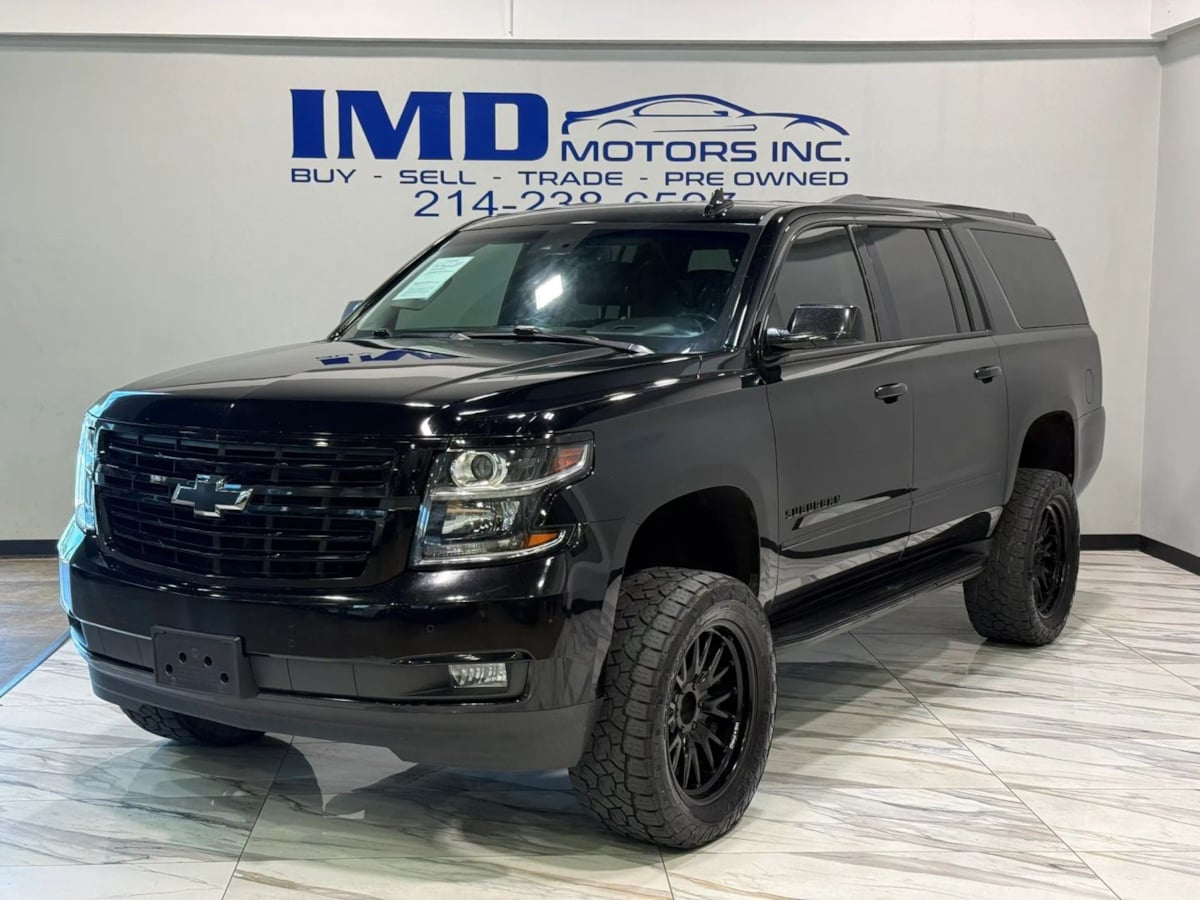 2020 Chevrolet Suburban 4WD 1500 Premier's photo