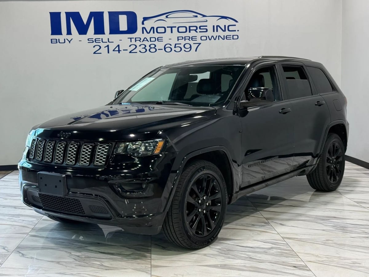 2018 Jeep Grand Cherokee Altitude's photo