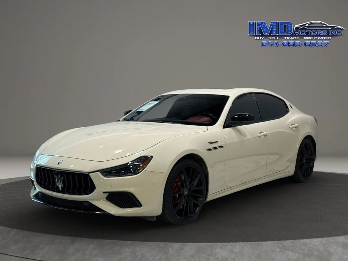2022 Maserati Ghibli Modena's photo