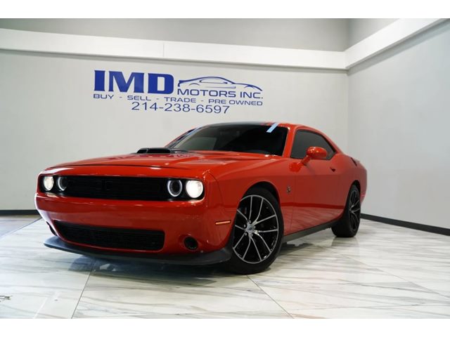 Go Mango 2017 Dodge Challenger 392 Hemi Scat Pack Shaker RWD Coupe Rear-Wheel Drive Automatic