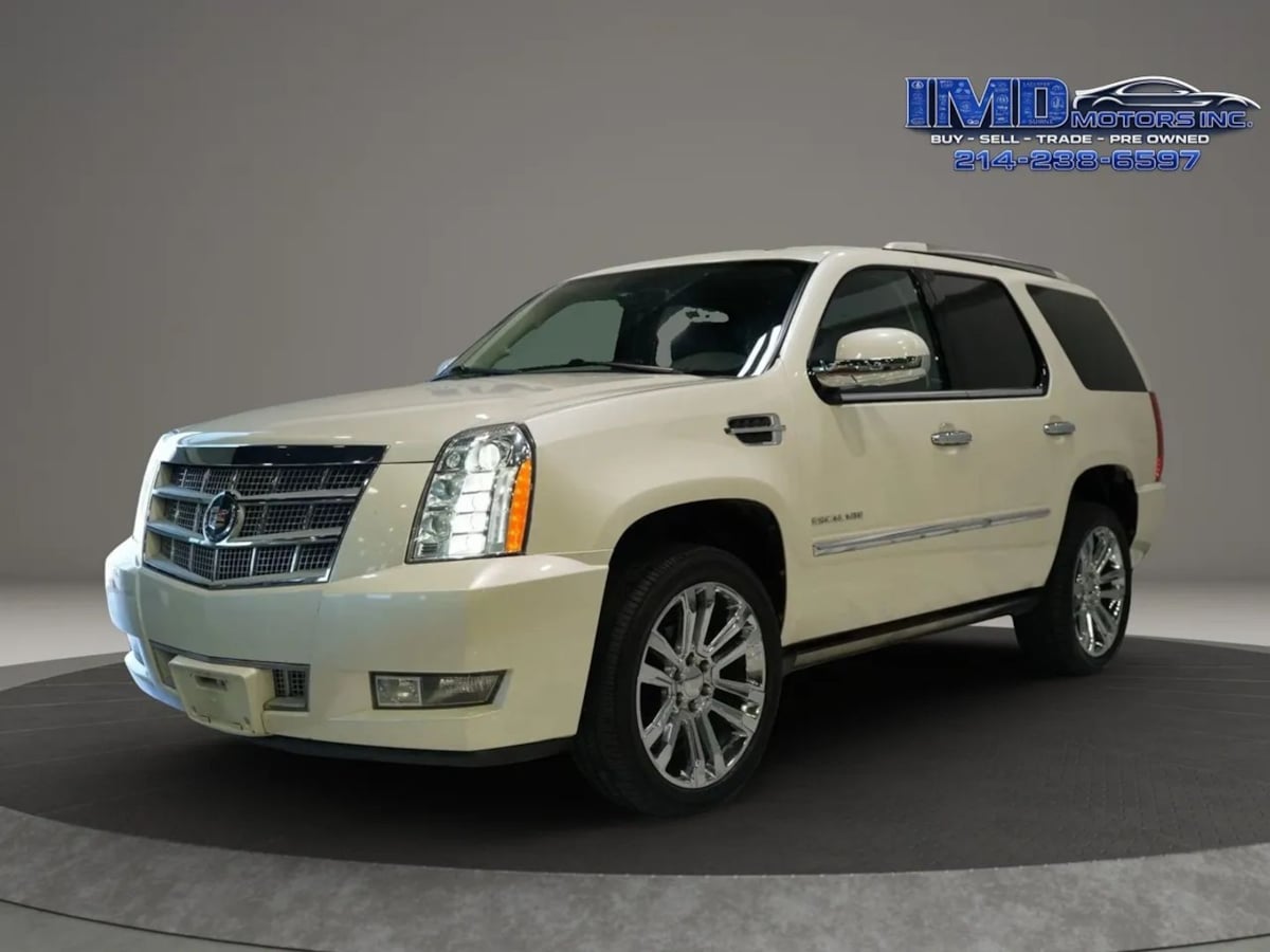 2013 Cadillac Escalade AWD Platinum Edition's photo