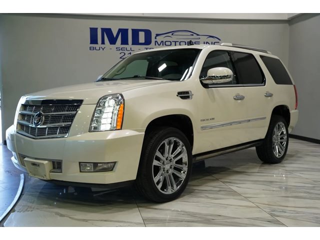 White Diamond Tricoat 2013 Cadillac Escalade Platinum 4WD SUV / Crossover All-Wheel Drive Automatic