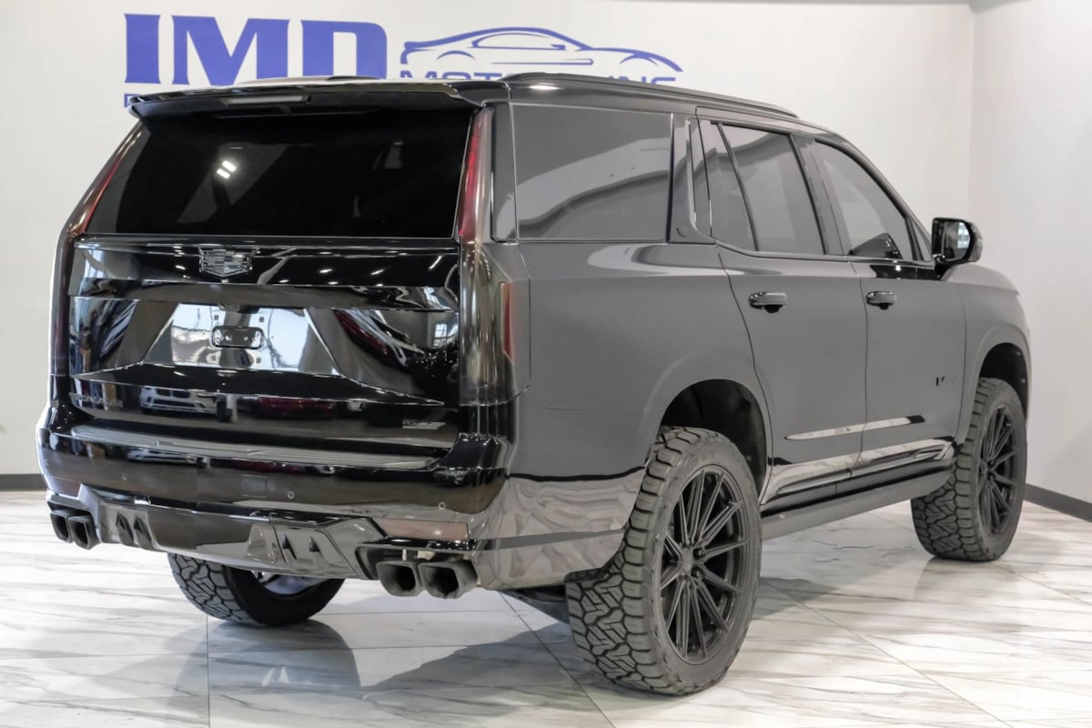 Photo 12 of this Cadillac Escalade