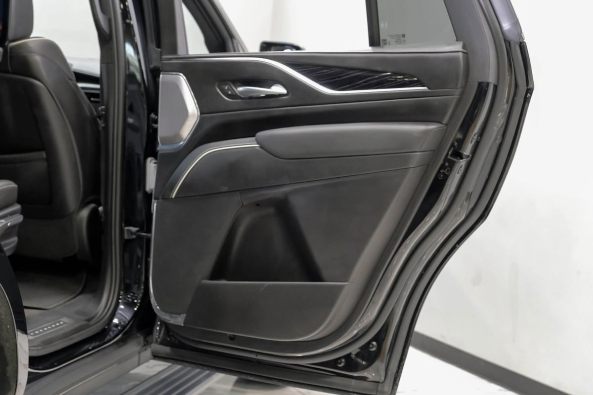 Photo 65 of this Cadillac Escalade