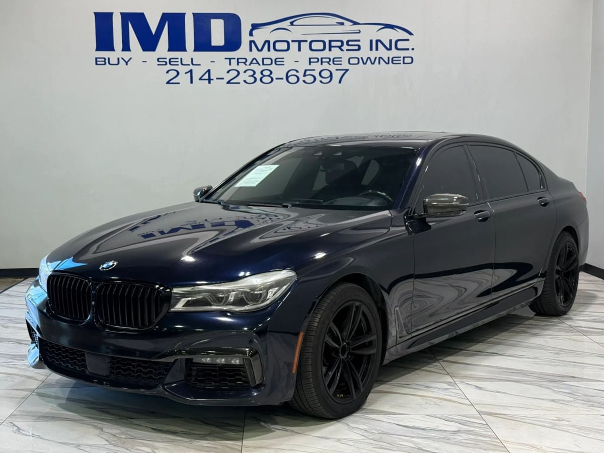 2017 BMW 7 Series 750i xDrive's photo