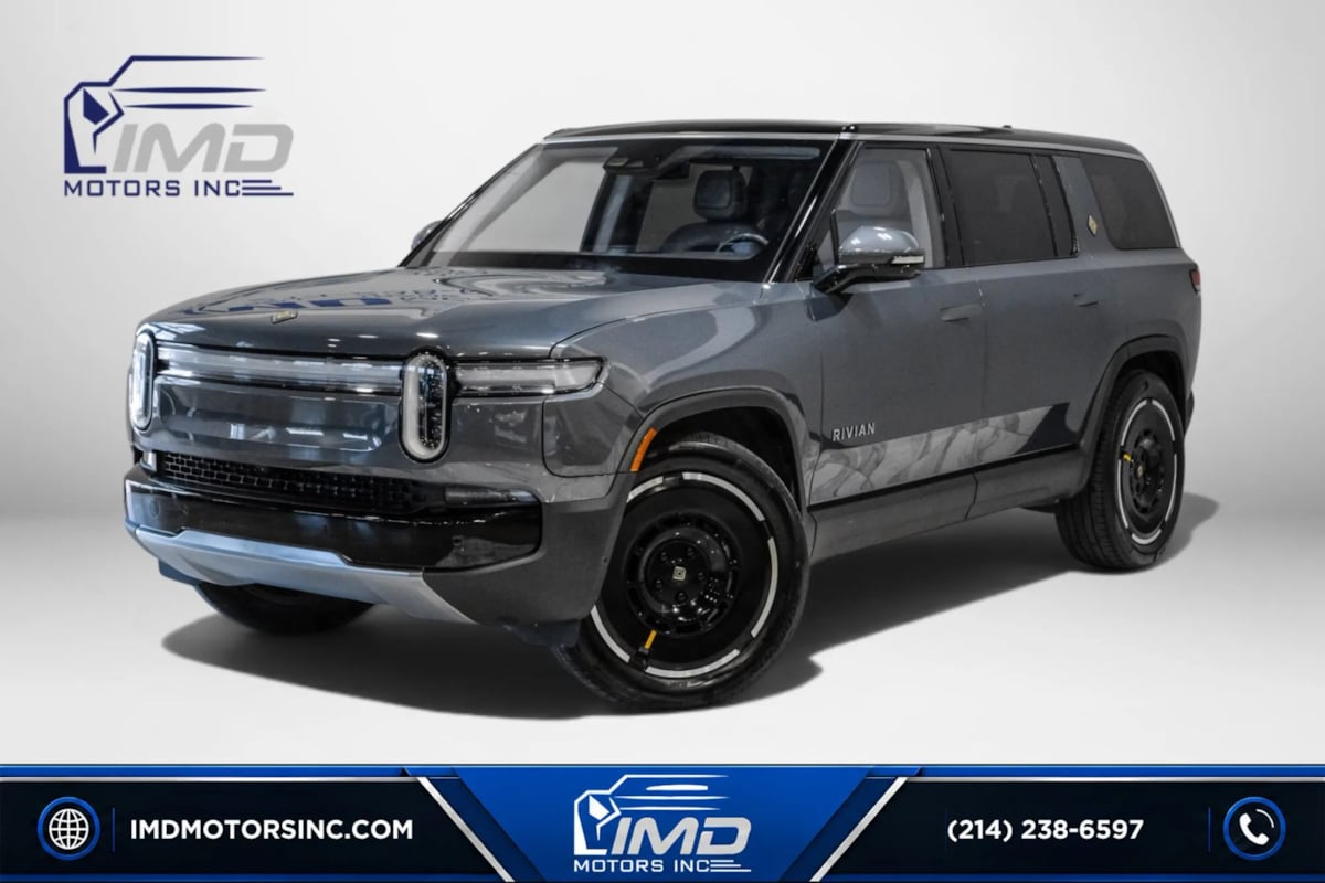 2025 Rivian R1S Adventure Dual Standard's photo