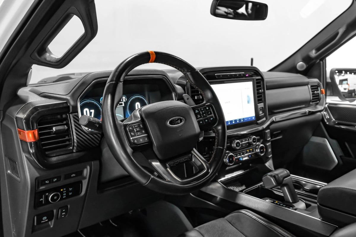 2023 Ford F-150 Raptor - Photo 3