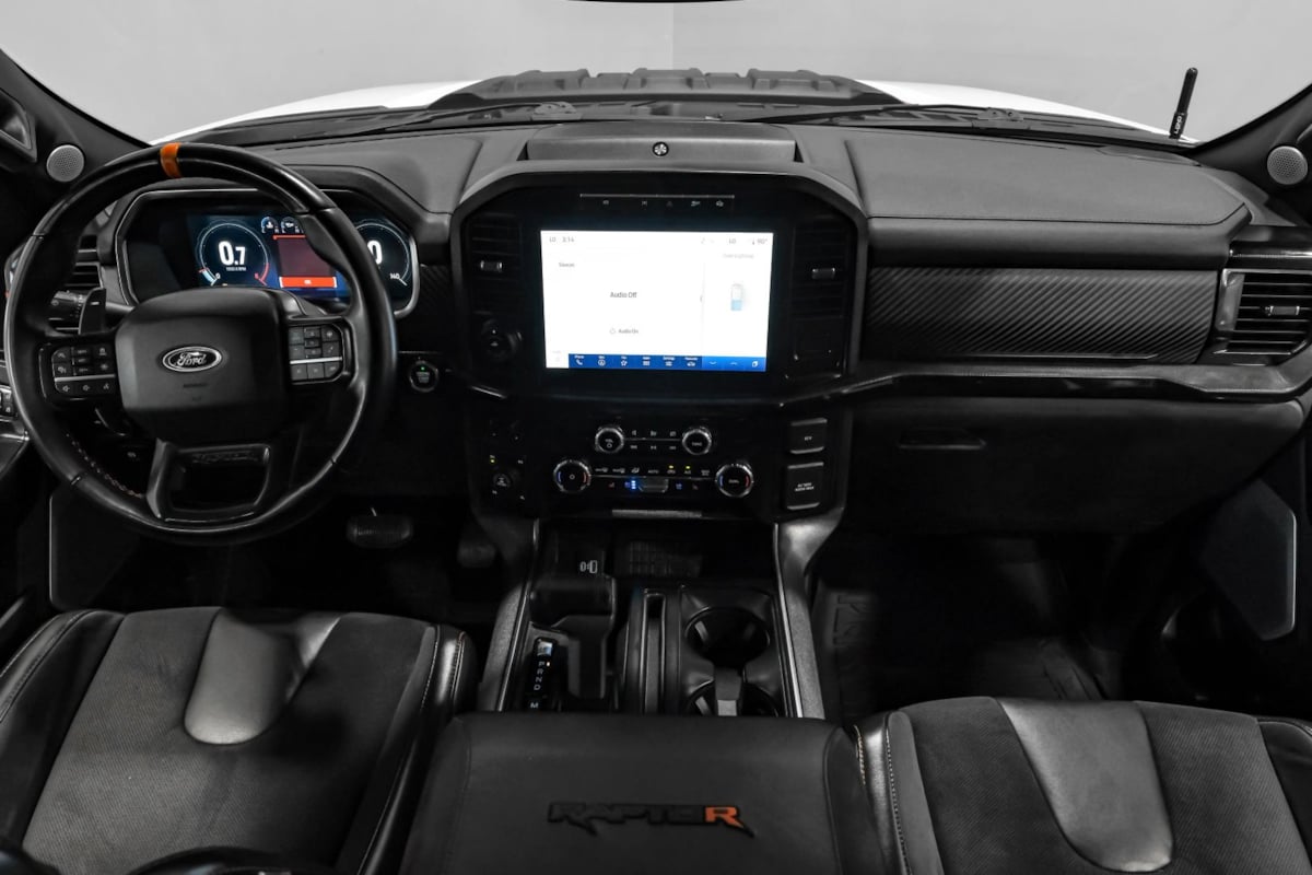 2023 Ford F-150 Raptor - Photo 17