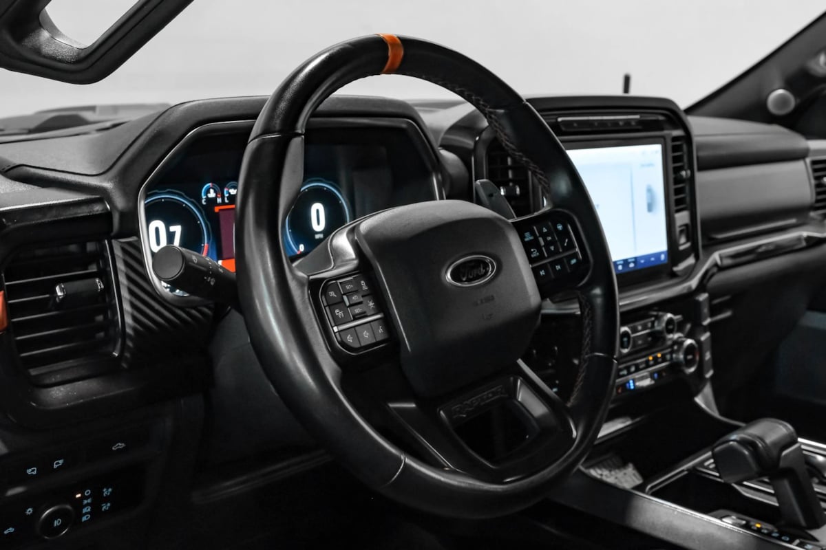 2023 Ford F-150 Raptor - Photo 19