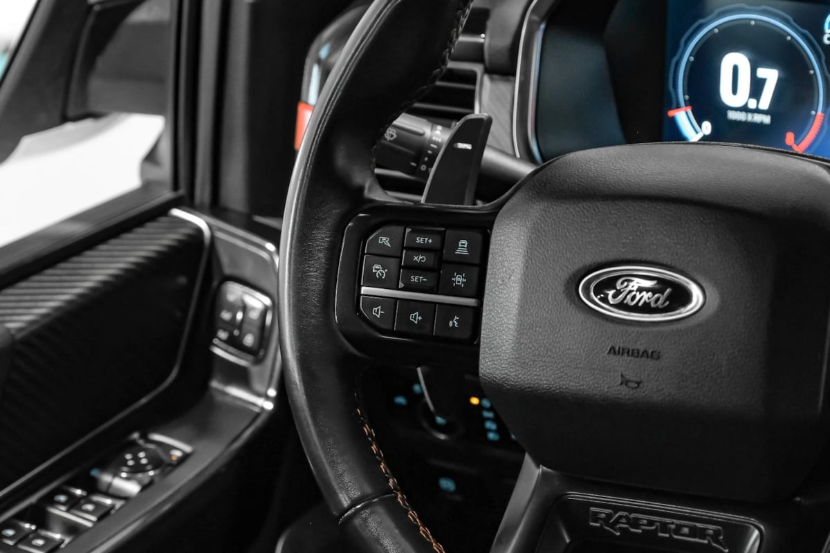 2023 Ford F-150 Raptor - Photo 21
