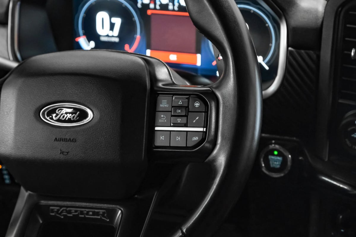 2023 Ford F-150 Raptor - Photo 22