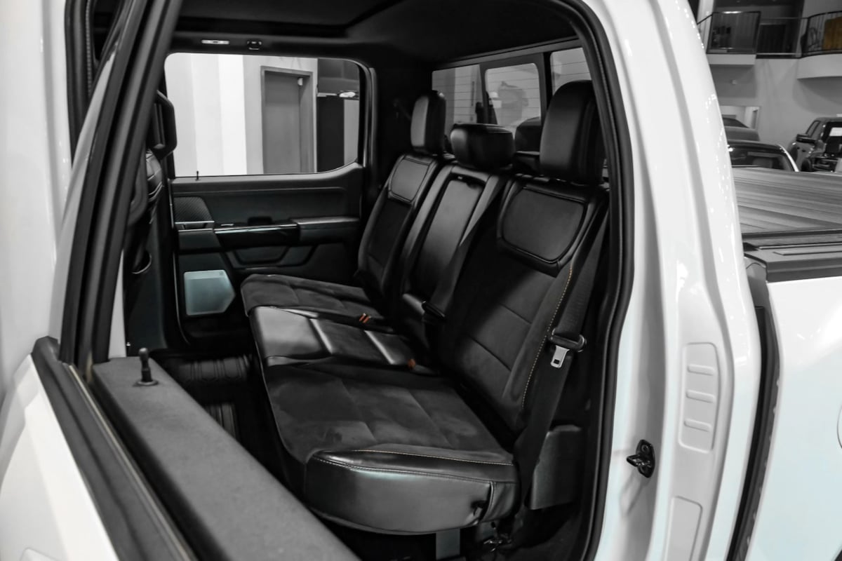 2023 Ford F-150 Raptor - Photo 36