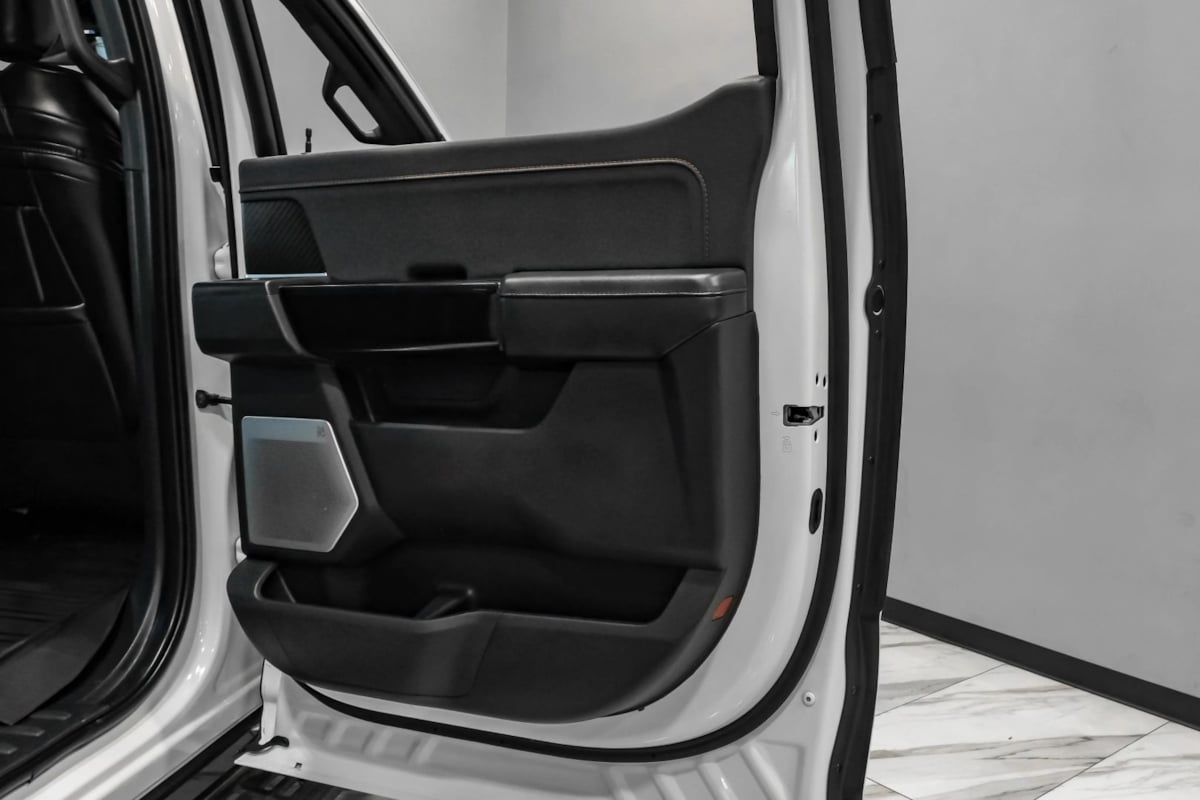 2023 Ford F-150 Raptor - Photo 43