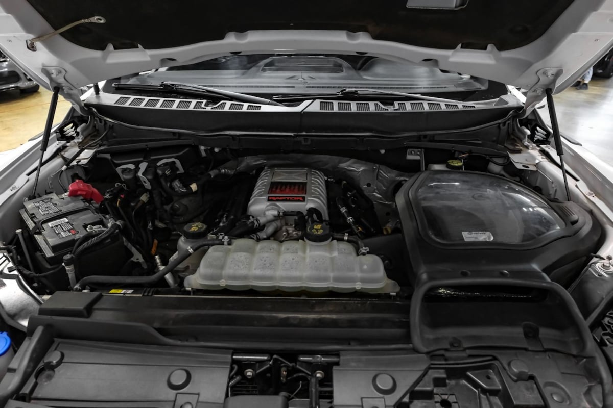 2023 Ford F-150 Raptor - Photo 49