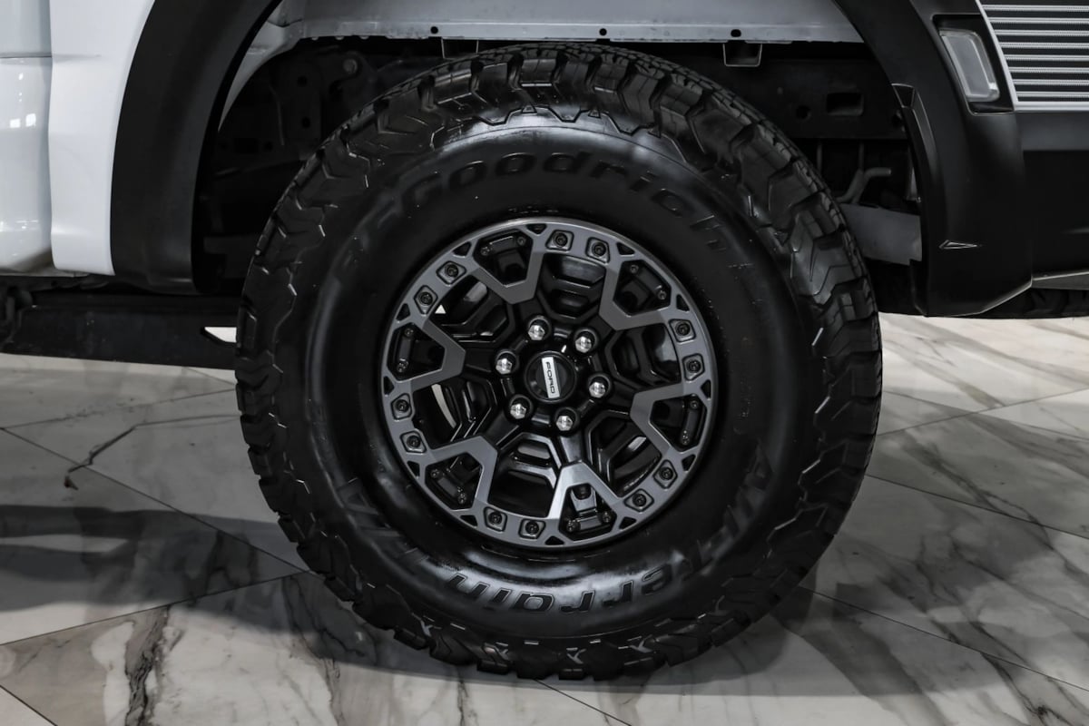 2023 Ford F-150 Raptor - Photo 56