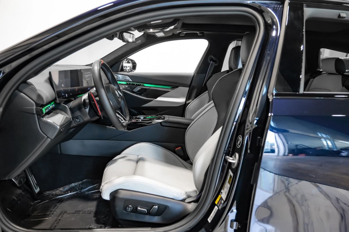 2025 BMW M5 M5 Touring - Photo 4