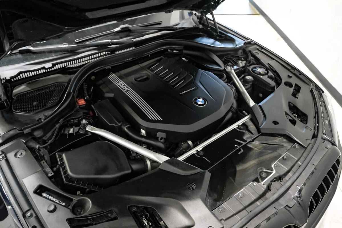 BMW 5 Series photo 48