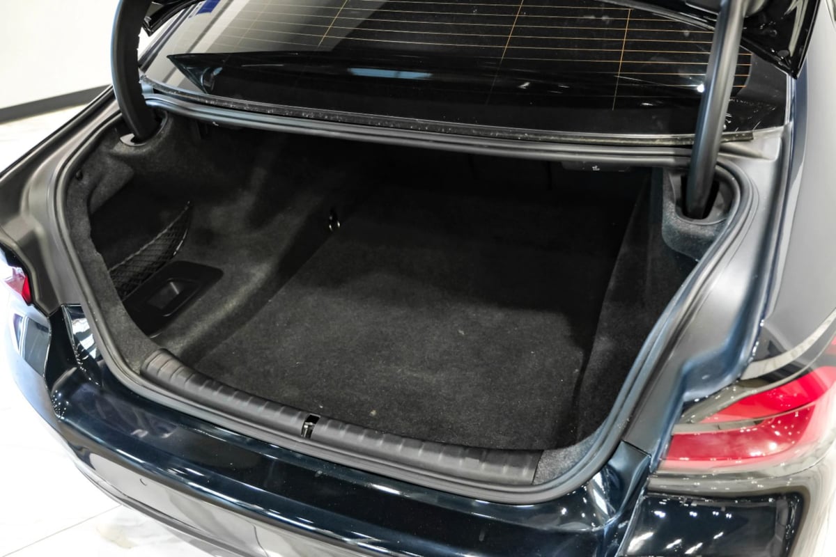 BMW 5 Series photo 49