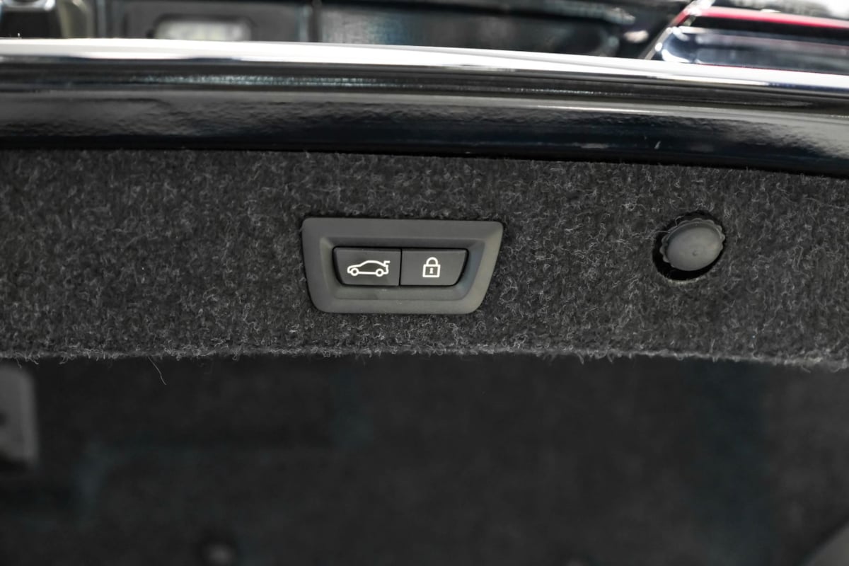 BMW 5 Series photo 51