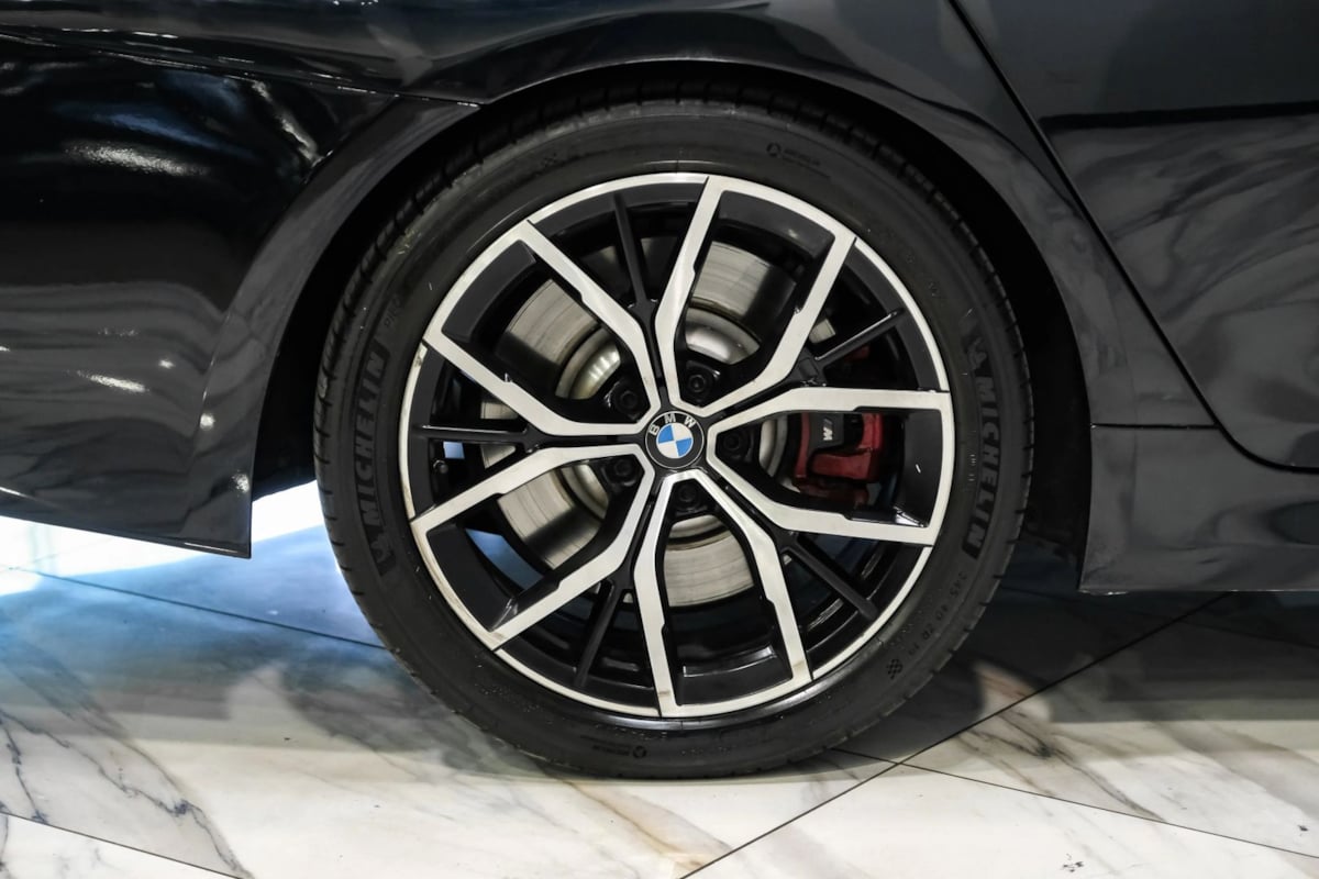 BMW 5 Series photo 52