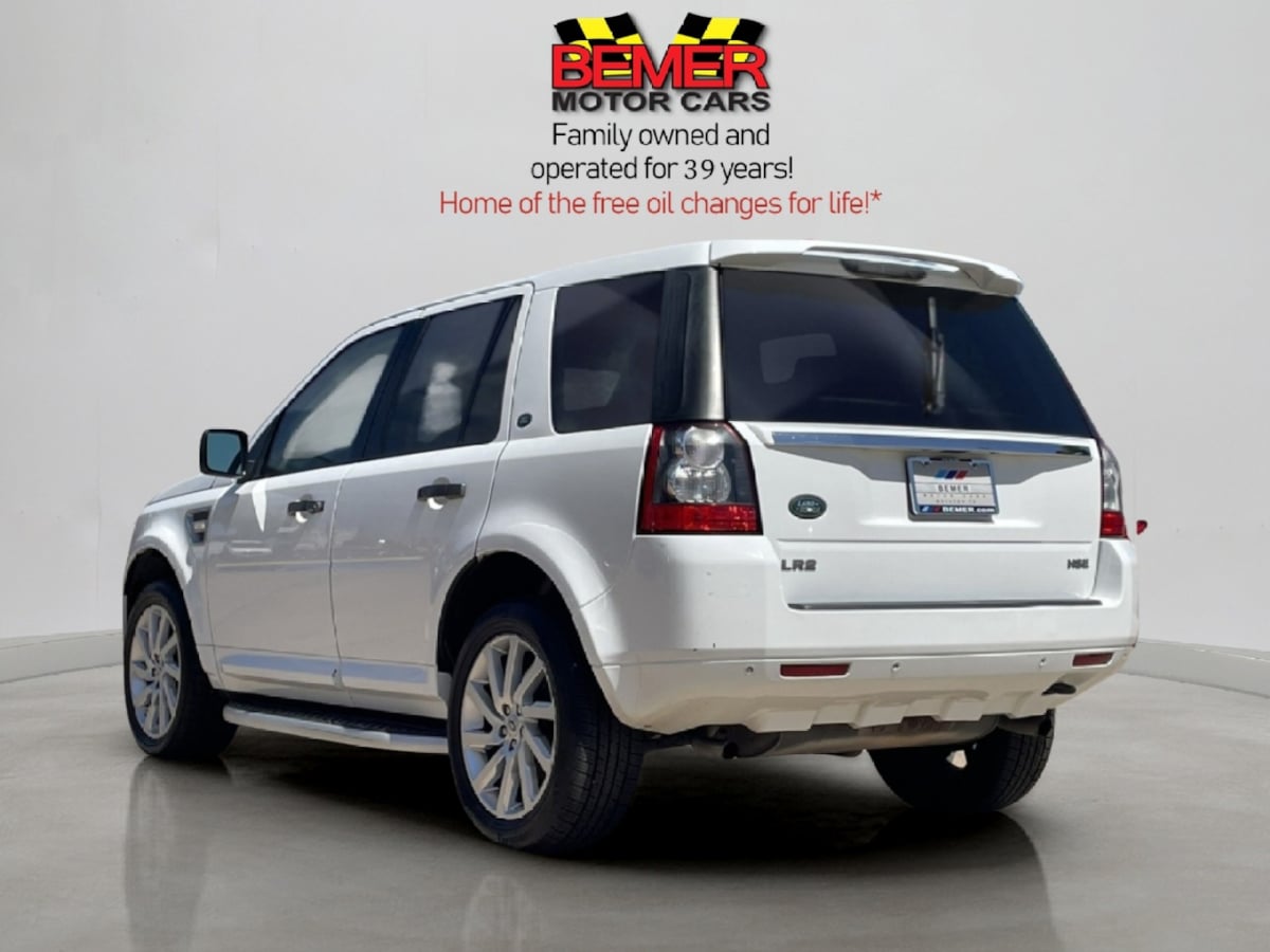 2012 Land Rover LR2 HSE photo 3
